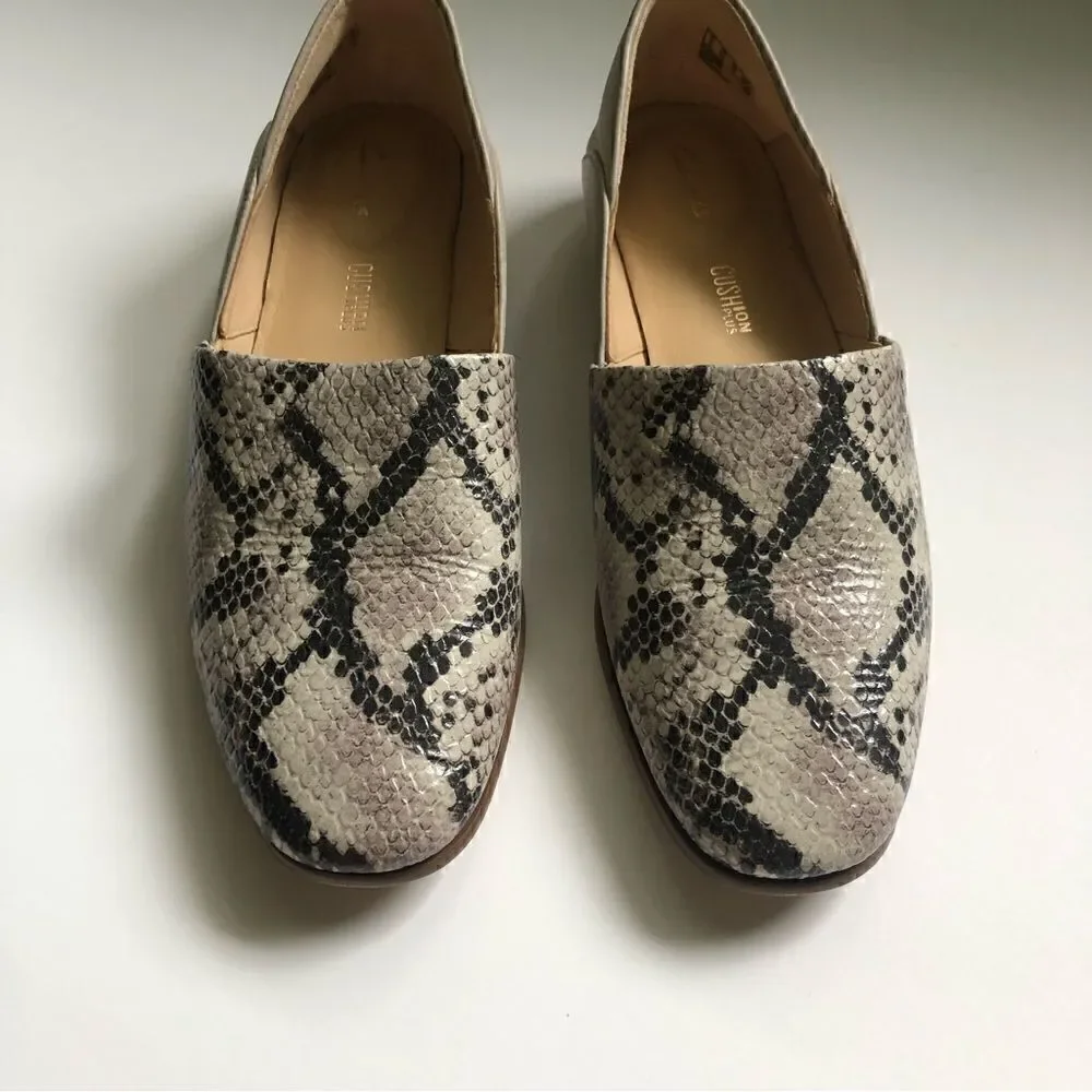Clarks Cuchion Plus snakeskin leather slip on flats woman’s size 6.5 NWT